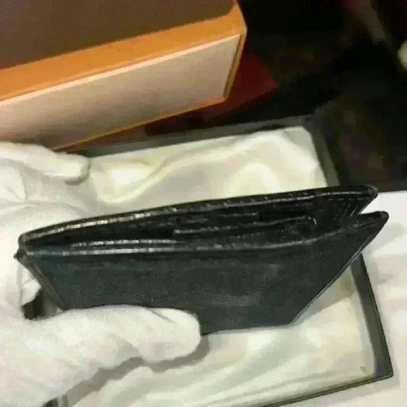 Gucci Men’s wallet - Picture 2 of 7